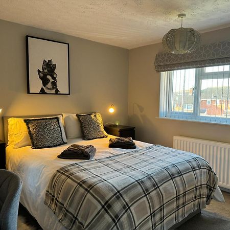 Netflix Home Jacuzzi Gym Fast Wifi Ps5 Free Parking 2 Spaces Hereford Exterior foto